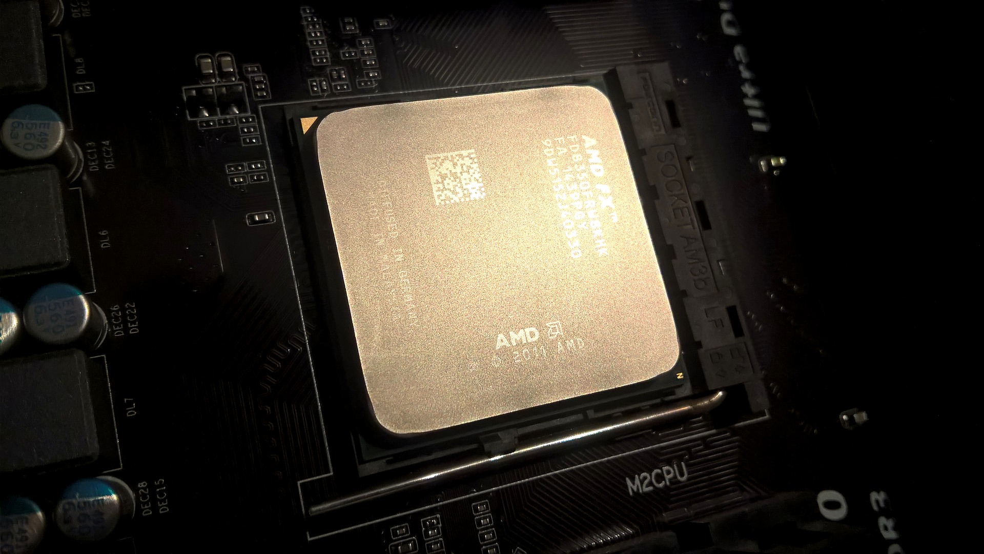 AMD miażdży procesory innych producentów