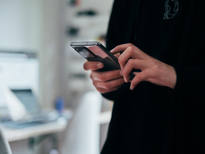 PUK, kontakty i blokady – 3 rzeczy, które każdy użytkownik telefonu powinien znać