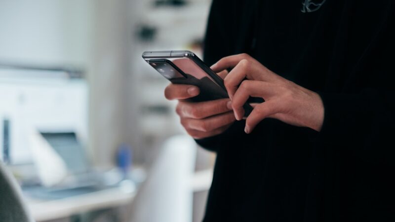 PUK, kontakty i blokady – 3 rzeczy, które każdy użytkownik telefonu powinien znać