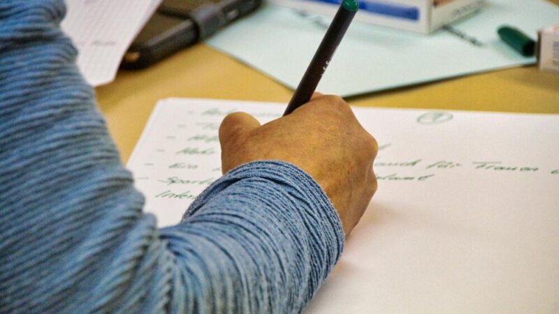 Odmiana nazwisk – najważniejsze zasady i wyjątki