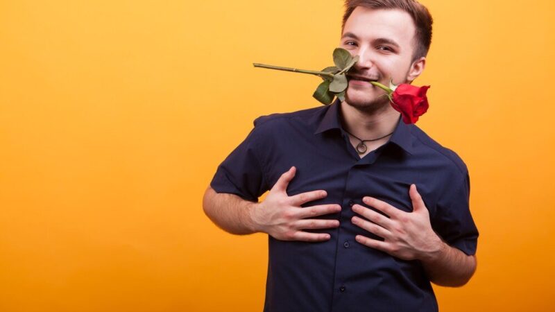 Jak poznać że facet chce się tylko zabawić – sygnały i czerwone flagi