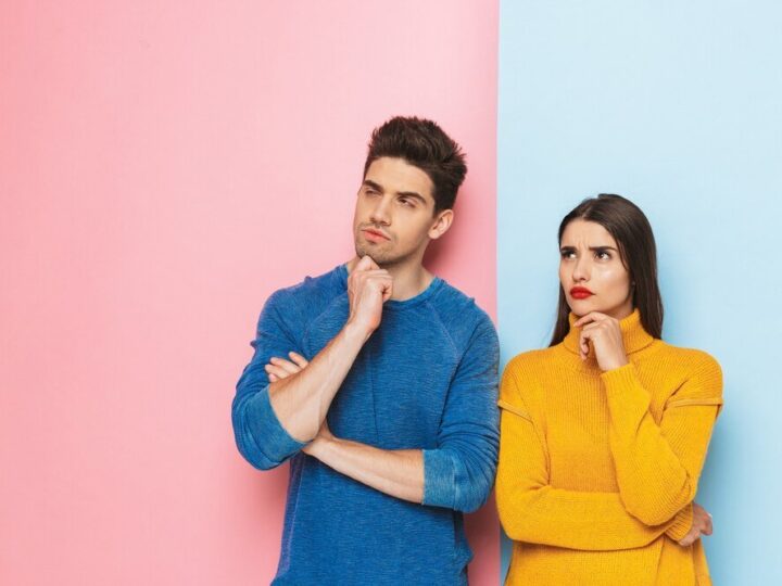 O czym myśli facet, gdy na ciebie patrzy?