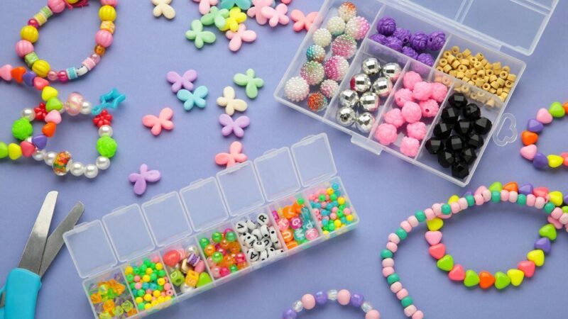 Wzór z koralików na bransoletki i naszyjniki