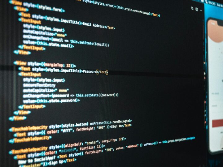 SaaS vs oprogramowanie na zamówienie – co wybrać dla swojej firmy?